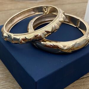 Lot of 2 vintage Nordstrom Sequin Gold Textured hinge Bangles bracelets
